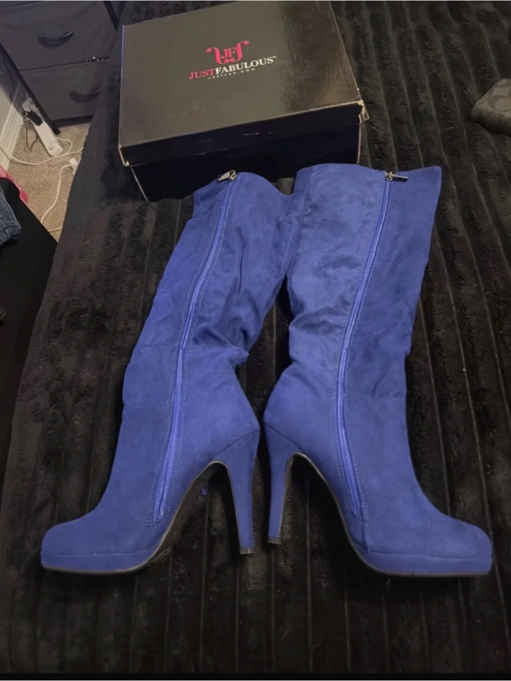JustFab Blue Over-the-Knee Ruffle Suede Boots size 7
